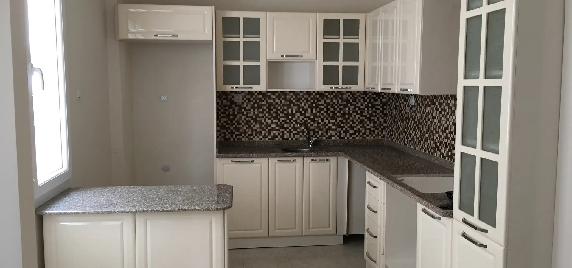 Yeşilova Tadilatcı